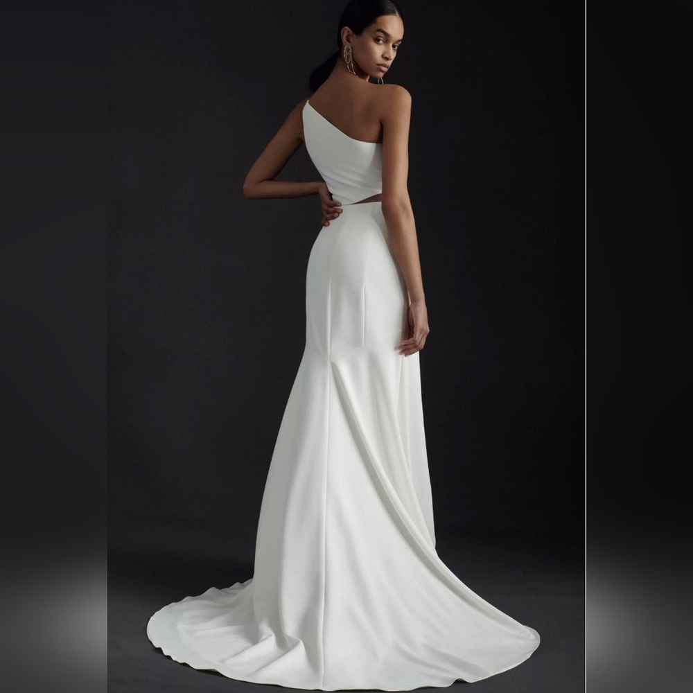 Jenny Yoo Elegant One-Shoulder White Gown - Picture 4 of 5